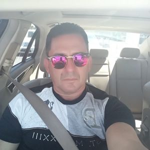 Meet your Posher, Elier